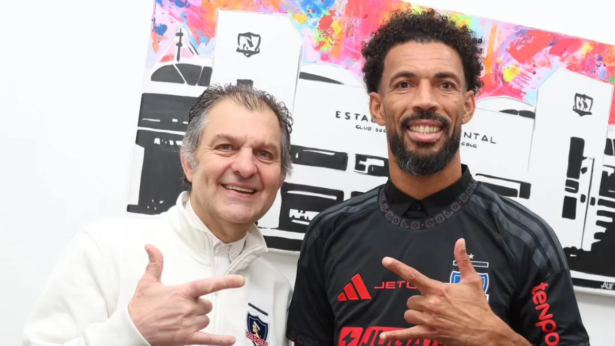 Vozinha no Colo-Colo: goleiro sensação da Copa do Mundo assina contrato