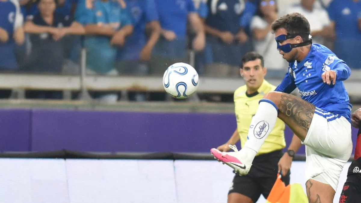 Cruzeiro x Flamengo: Matheus Henrique admite medo de expulsão após falta em Bruno Henrique