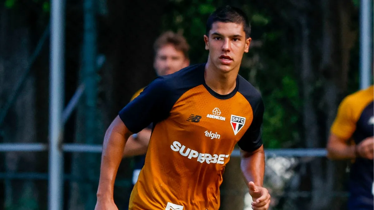 Nicolas do São Paulo é liberado após acidente de trânsito que vitimou idoso em Barueri